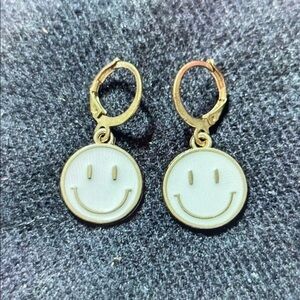 Gold and White Smiley Face Earrings